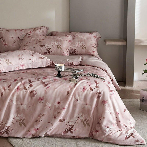 Four-piece floral Tencel bedding set with digital printing and silky smooth fabric for cozy comfort